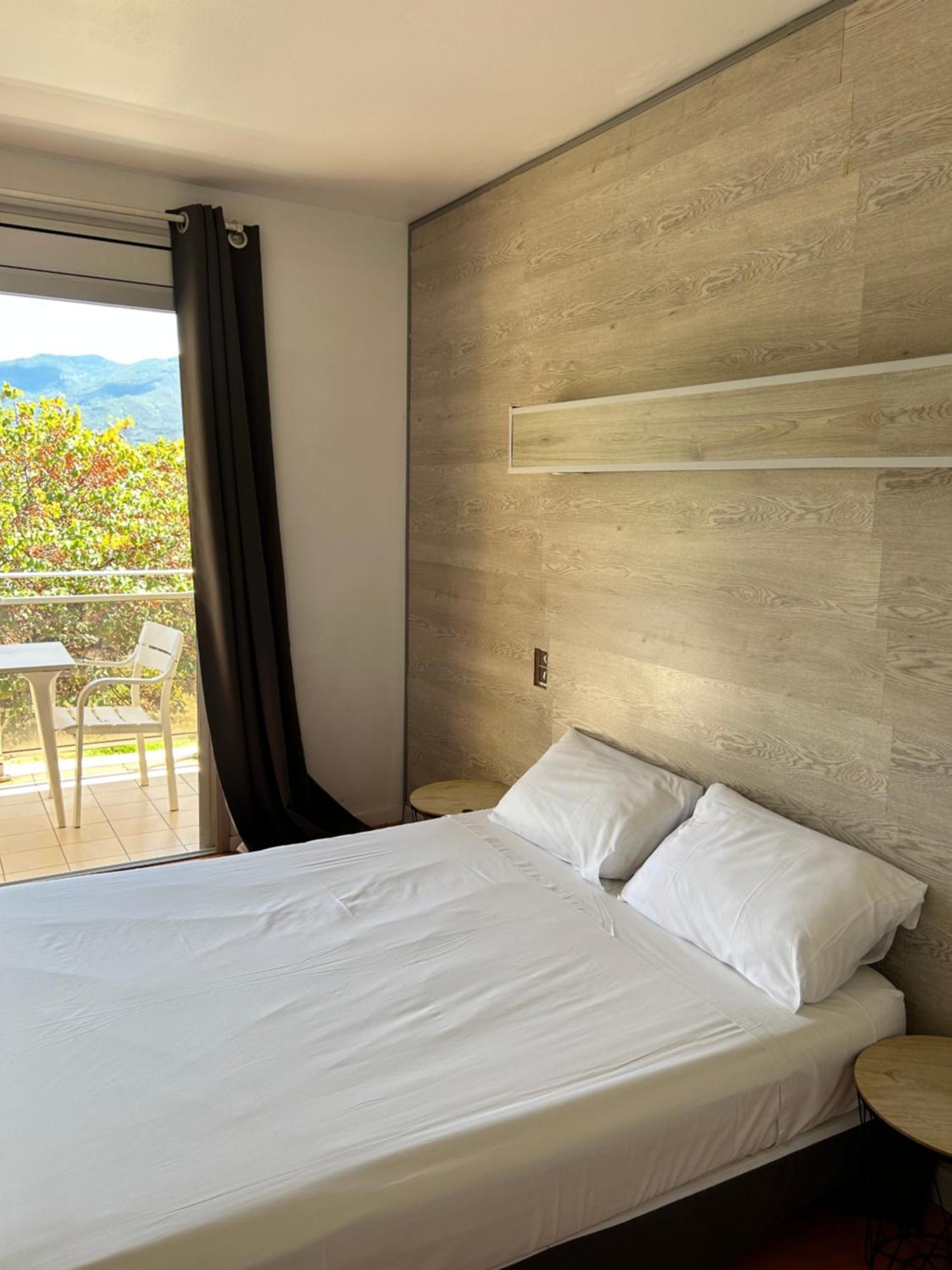 Hotel La Garenne Tresserre 外观 照片